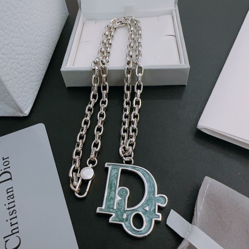 chr1st1an D10r necklaces